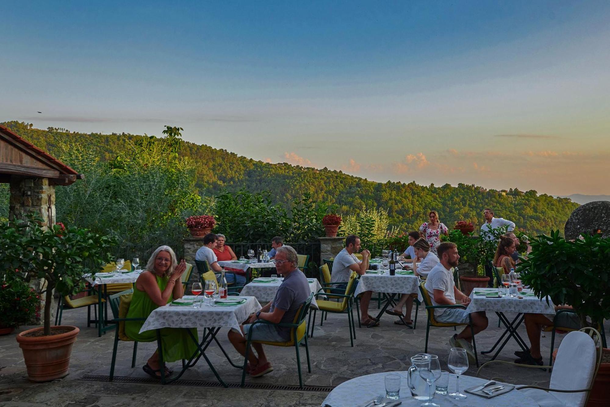 Agriturismo Borgo Mocale Castelfranco di Sopra Buitenkant foto
