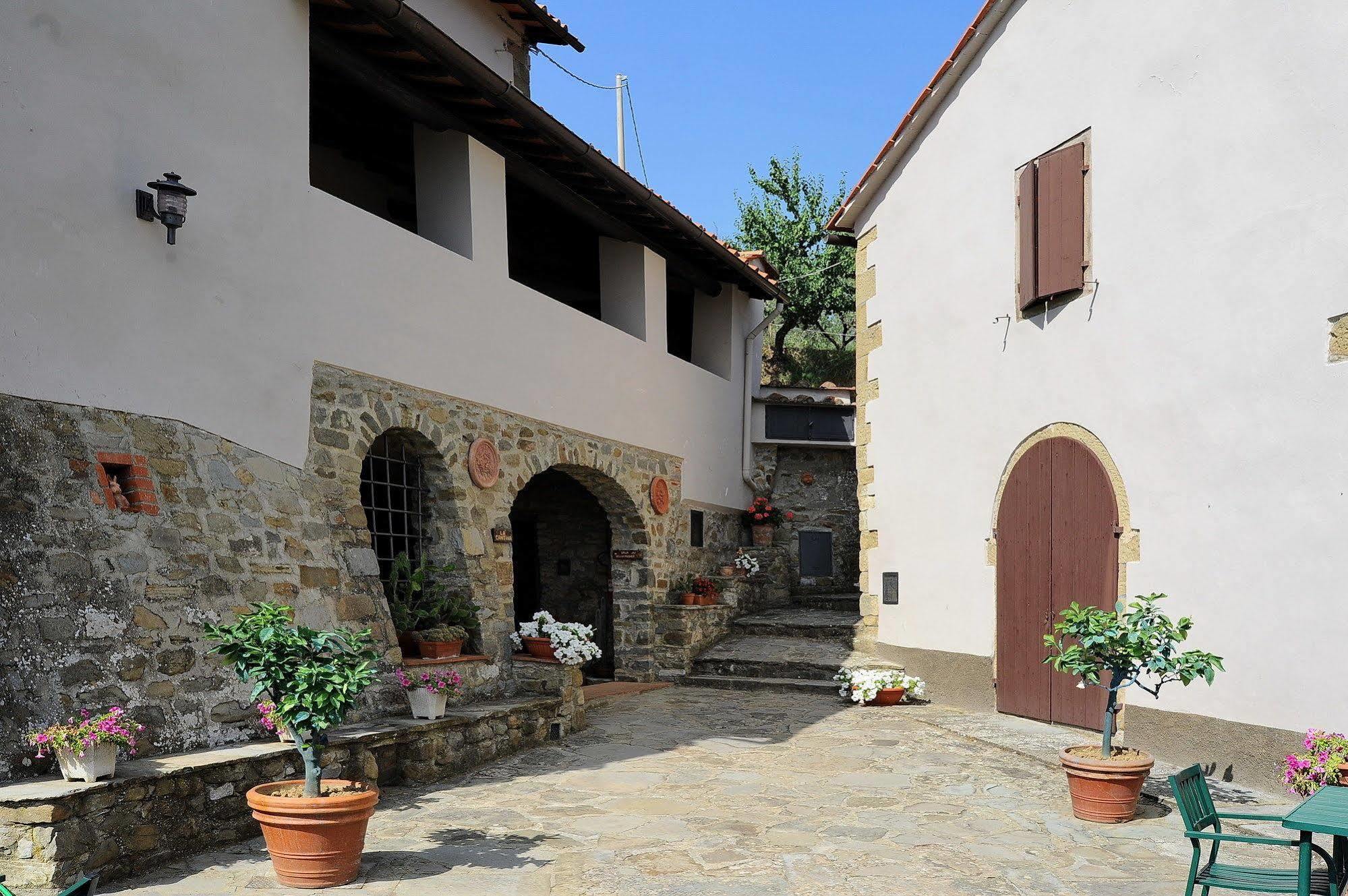Agriturismo Borgo Mocale Castelfranco di Sopra Buitenkant foto